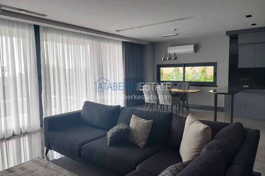 Purchase Rent a two-level premium villa with a private pool in Mahmutlar 5 