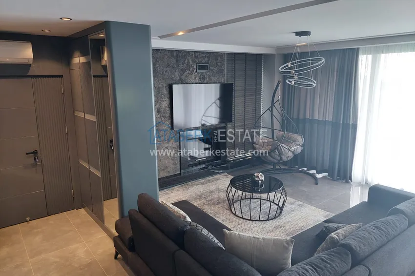 Purchase Rent a two-level premium villa with a private pool in Mahmutlar 6 