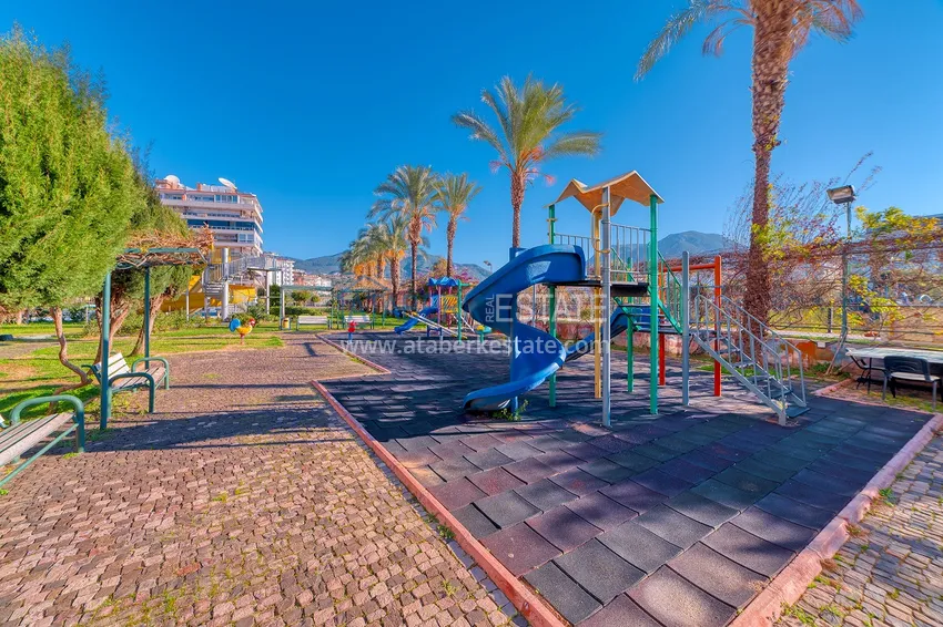 Real estate for residence permit. Three-room apartment from the owner - Tosmur district 10 