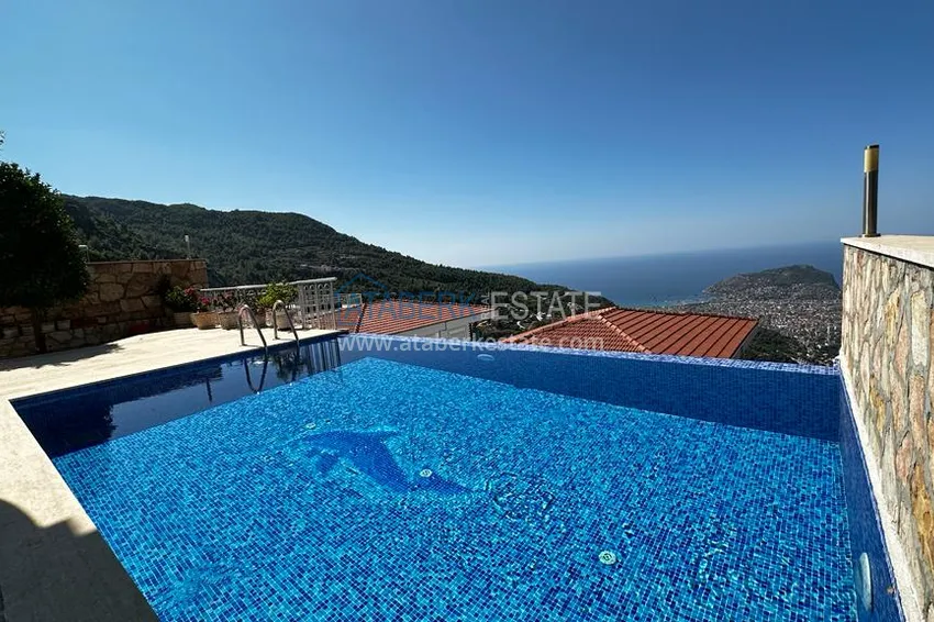 Real estate for residence permit. Villa in Alanya with furniture and stunning views 11 