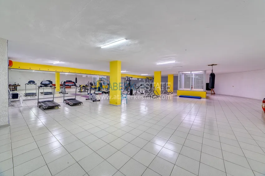 Real estate for residence permit. Three-room apartment from the owner - Tosmur district 12 