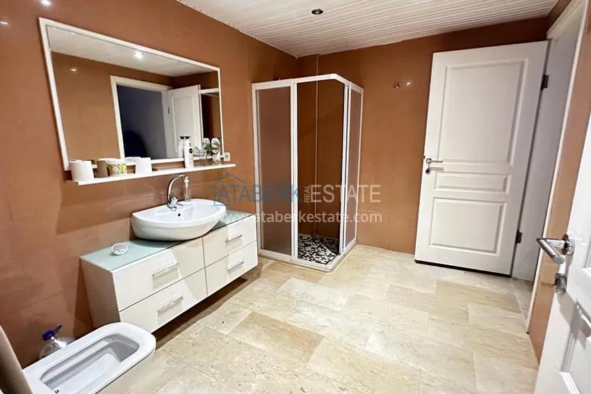 Purchase  Real estate for residence permit. Villa in Alanya with furniture and stunning views 13 