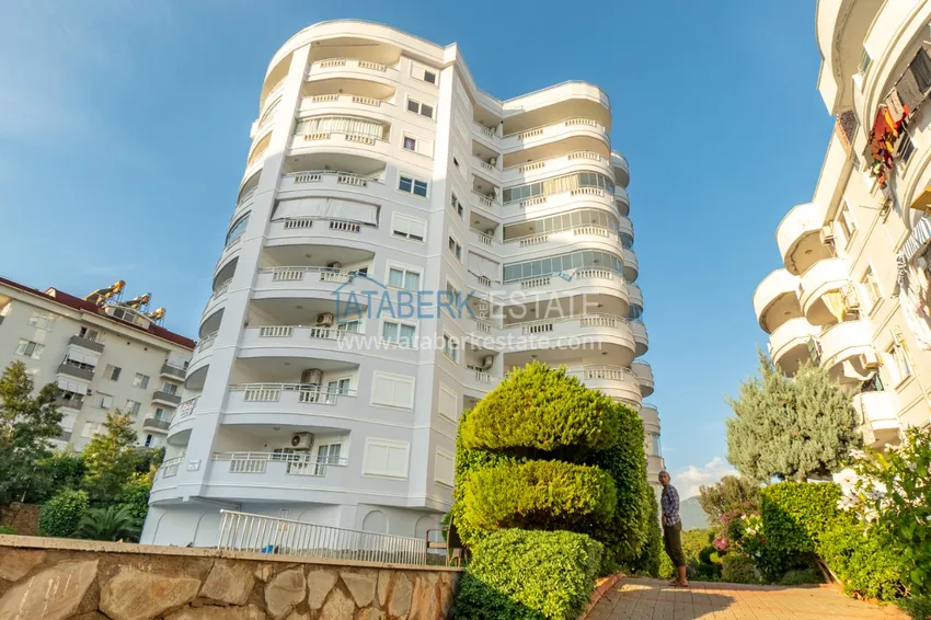 Real estate for citizenship and residence permit. Apartment in the Tosmur area with furniture and sea views 2 