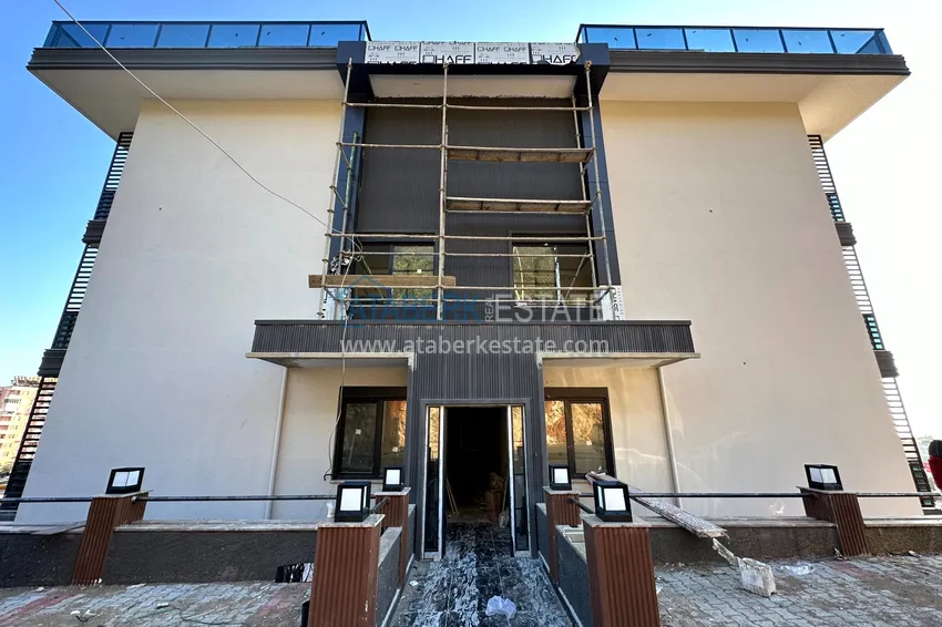 Apartment 1+1 furnished with views of the sea and the historical fortress - the center of Alanya 4 