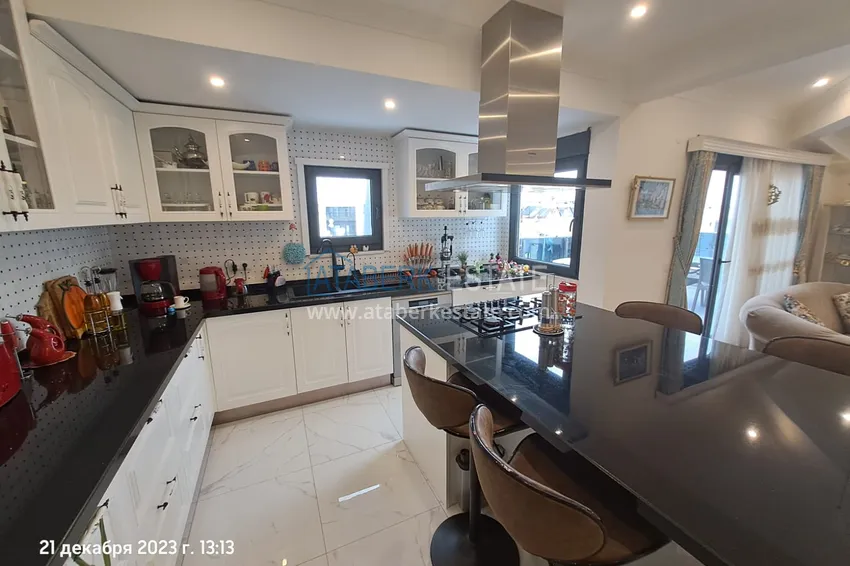 Purchase Two apartments for the price of one from the owner in the center of Alanya, Cleopatra beach area — 500 meters 15