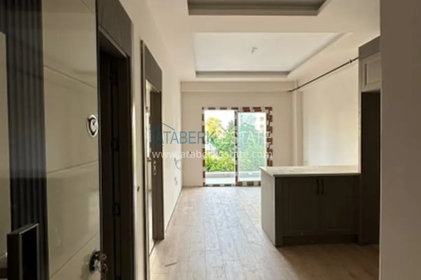 Purchase Apartment 1+1 with finishing in 300 meters from the sea Tomyuk district - Mersin 7 