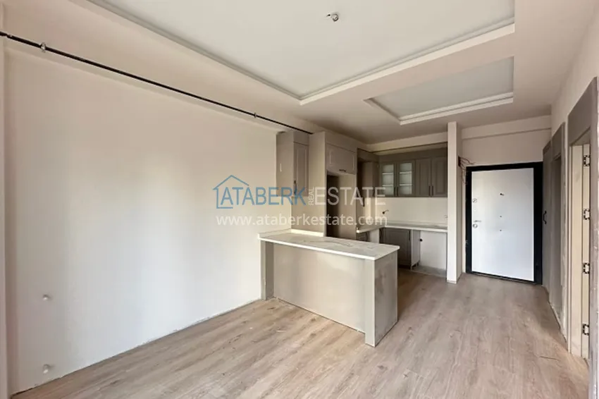 Apartment 1+1 with finishing in 300 meters from the sea Tomyuk district - Mersin 2 