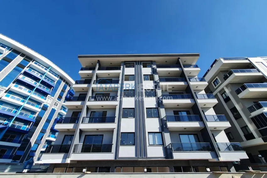 One bedroom apartment with furniture in Mahmutlar district, Alanya 3