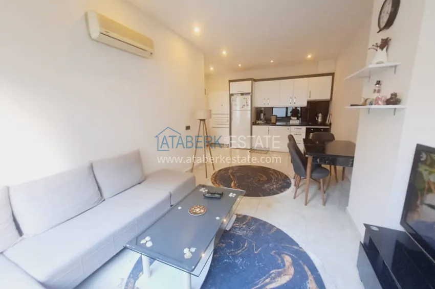 Purchase One-bedroom apartment in the center of Alanya directly from the owner - Cleopatra Beach area 3