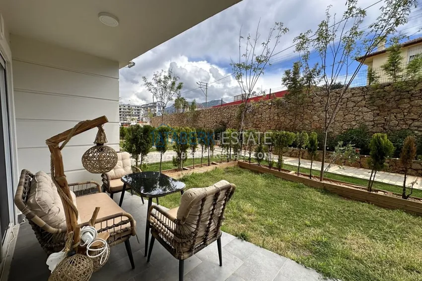 Purchase Three-room apartment with access to the garden in Oba, Alanya 4 