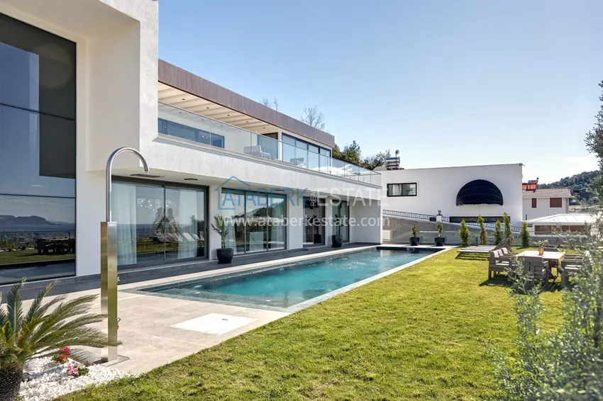 Luxury villa complex with panoramic views in Kargicak, Alanya 6 
