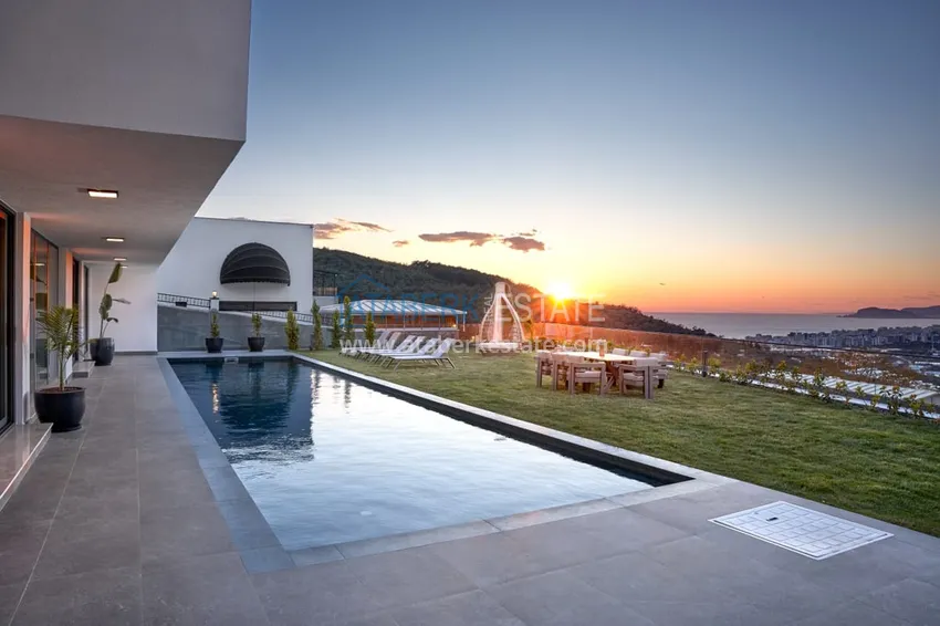 Luxury villa complex with panoramic views in Kargicak, Alanya 8 