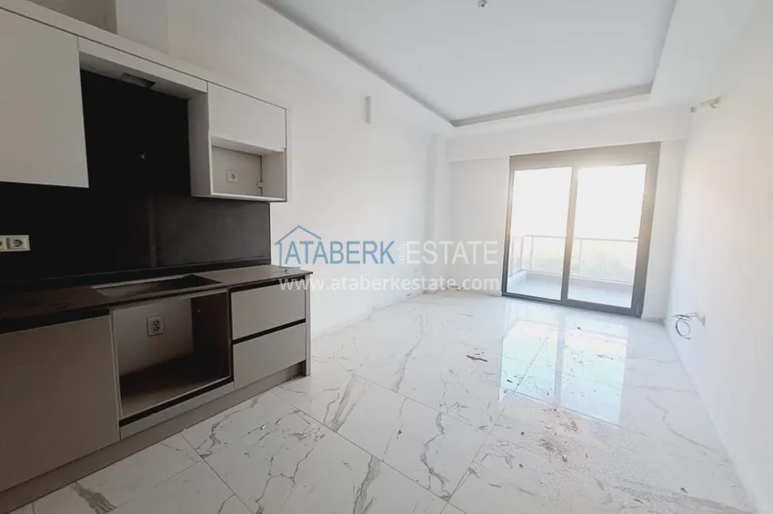 Purchase  One bedroom apartment directly from the owner in a new building - Mahmutlar district, Alanya 2 