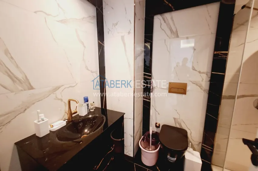 Purchase  Compact one-bedroom apartment on the beachfront in the center of Alanya — Keykubat beach 10 