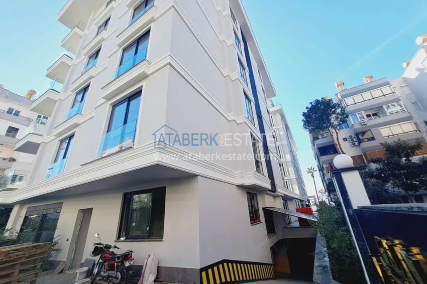 Compact one-bedroom apartment on the beachfront in the center of Alanya — Keykubat beach 13 