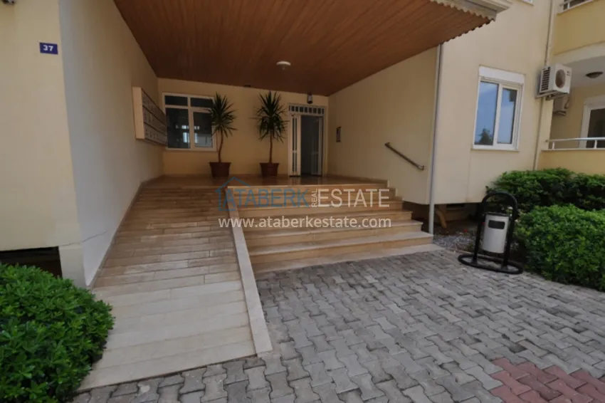 Linear apartment 3+1 on the first coastline in Tosmur area. The property is suitable for residence permit  14 