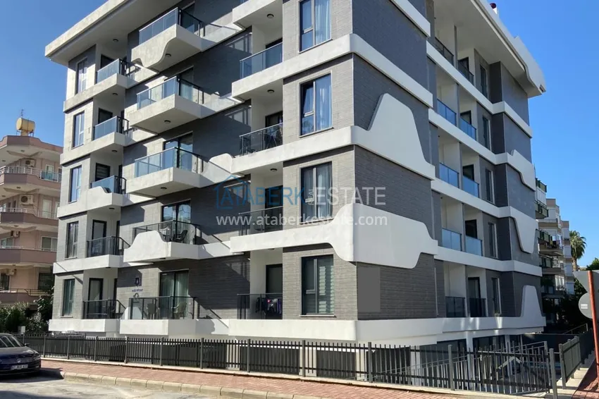 Furnished studio apartment in the center of Alanya 250 meters from the sea 2 