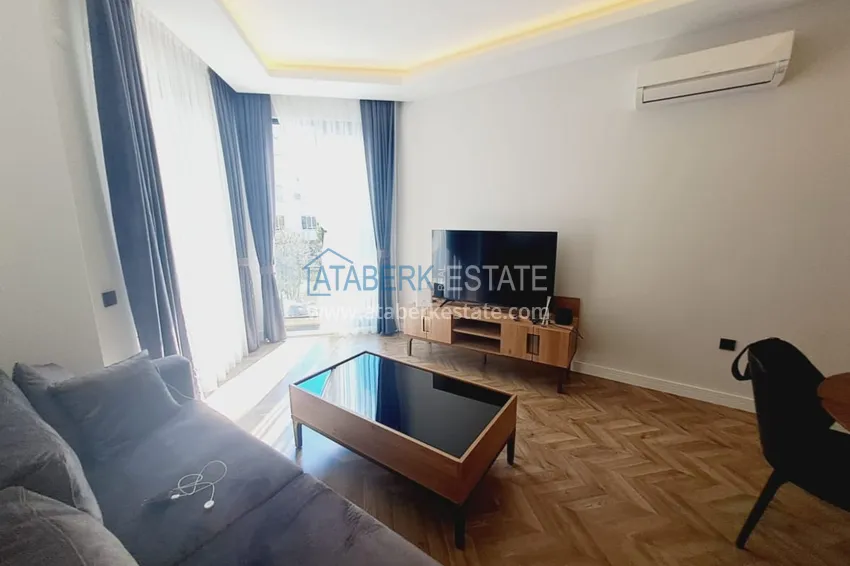 Purchase  Compact one-bedroom apartment on the beachfront in the center of Alanya — Keykubat beach 2 