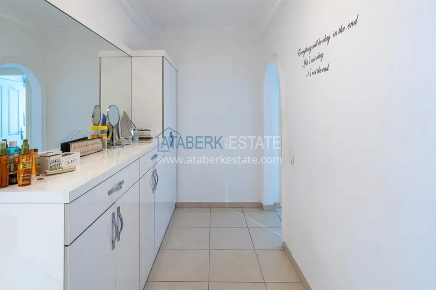 Purchase  Two-bedroom apartment for a residence permit, furnished in a cozy complex - Oba district, Alanya 2 