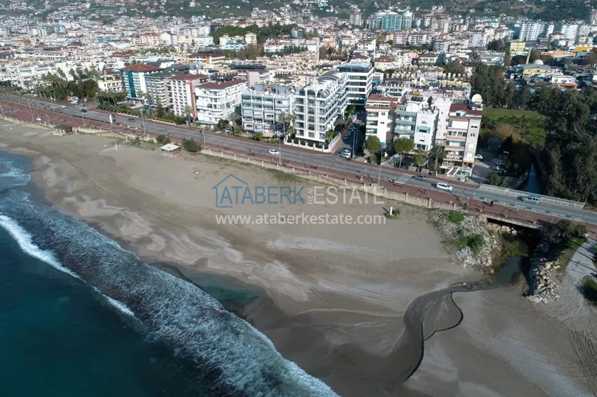 Compact one-bedroom apartment on the beachfront in the center of Alanya — Keykubat beach 3 