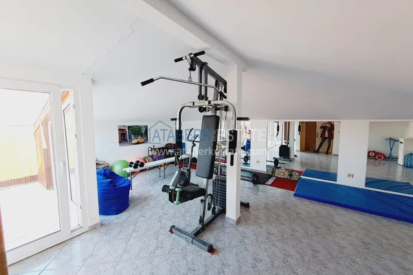 Apartment 2+1 with furniture in the heart of Alanya - the area of the historical fortress 4 