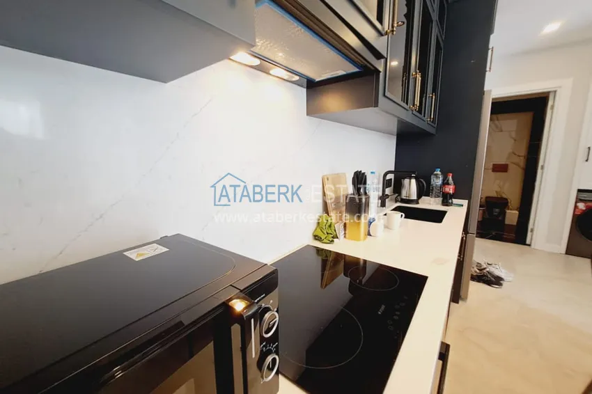 Purchase  Compact one-bedroom apartment on the beachfront in the center of Alanya — Keykubat beach 5 