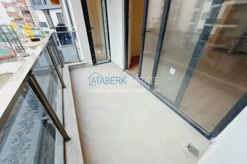 Purchase  One bedroom apartment in Mahmutlar with installments  10 