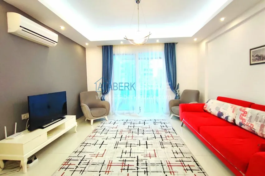 Purchase 1+1 apartment with furniture and a glazed balcony 450 meters from the sea — Mahmutlar, Alanya 9 