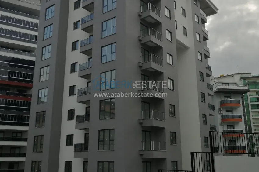 Apartments at affordable prices from the developer in Mahmutlar 1