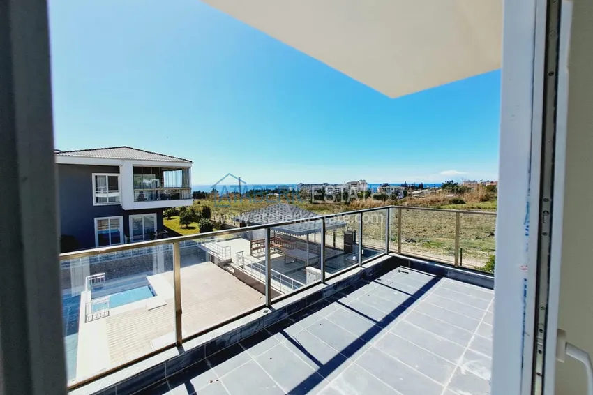 Purchase Apartment with an installment plan of up to 3 months 250 meters from the sea — Alanya, Incekum district 22