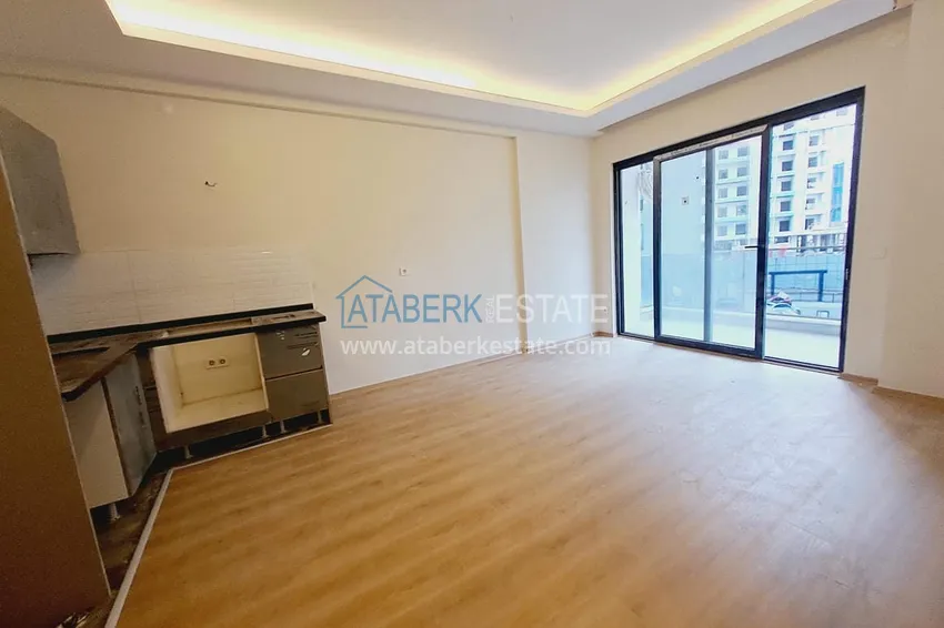 Purchase  One bedroom apartment in Mahmutlar with installments  3 