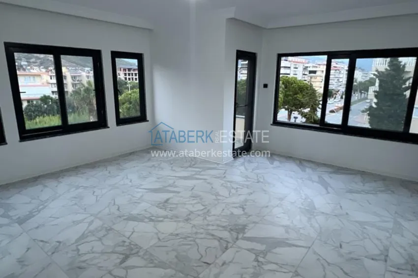 Purchase  City apartment with a glazed balcony after renovation in Gazipasa 4 