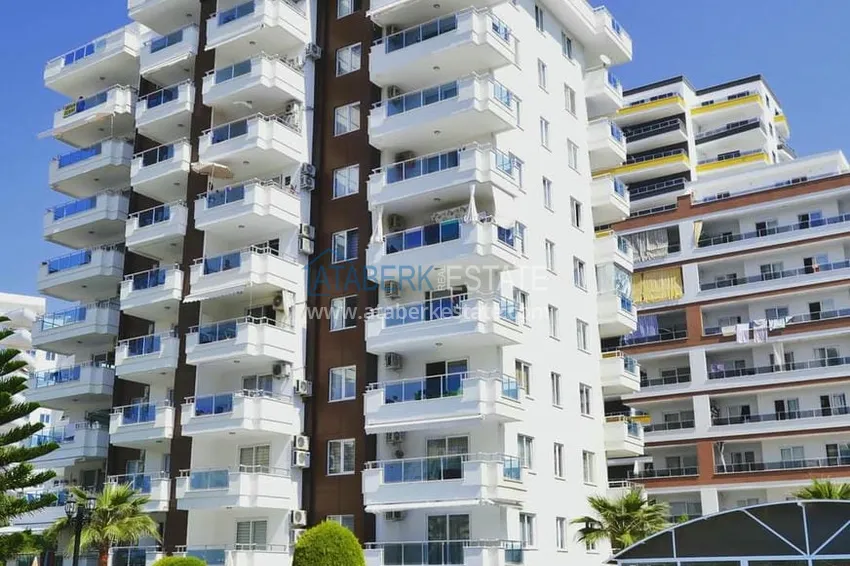 1+1 apartment with furniture and a glazed balcony 450 meters from the sea — Mahmutlar, Alanya 6 