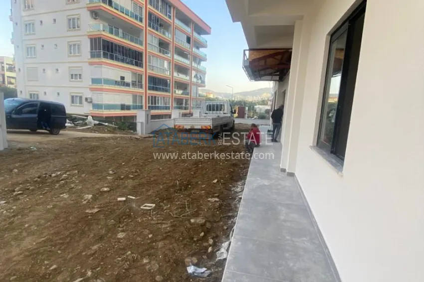 Apartments at affordable prices from the developer in Mahmutlar 6