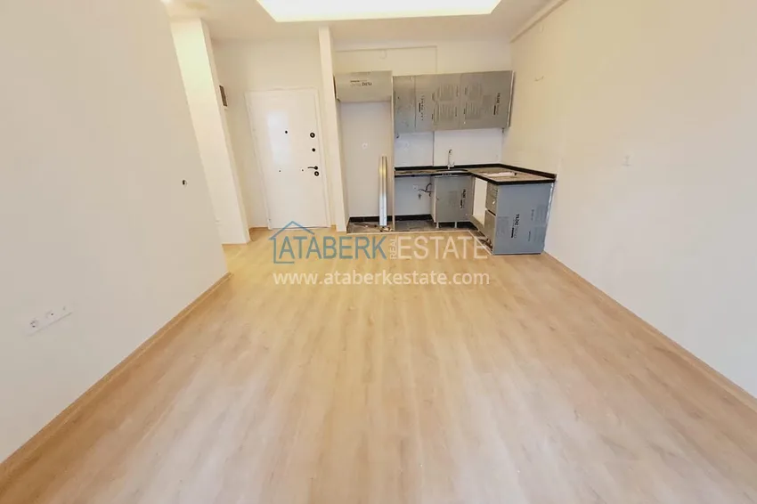 Purchase  One bedroom apartment in Mahmutlar with installments  6 