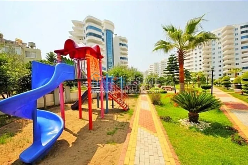 1+1 apartment with furniture and a glazed balcony 450 meters from the sea — Mahmutlar, Alanya 10 