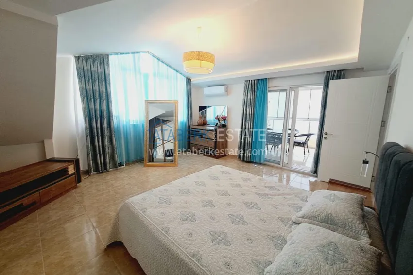 Purchase Furnished penthouses with glazed balconies in the center of Alanya - Cleopatra beach area 10 