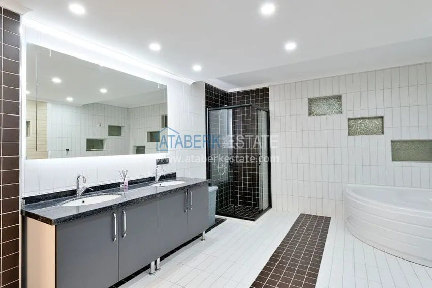 Purchase Exclusive flat with panoramic sea view in the centre of Alanya - 200 meters Cleopatra beach 18 