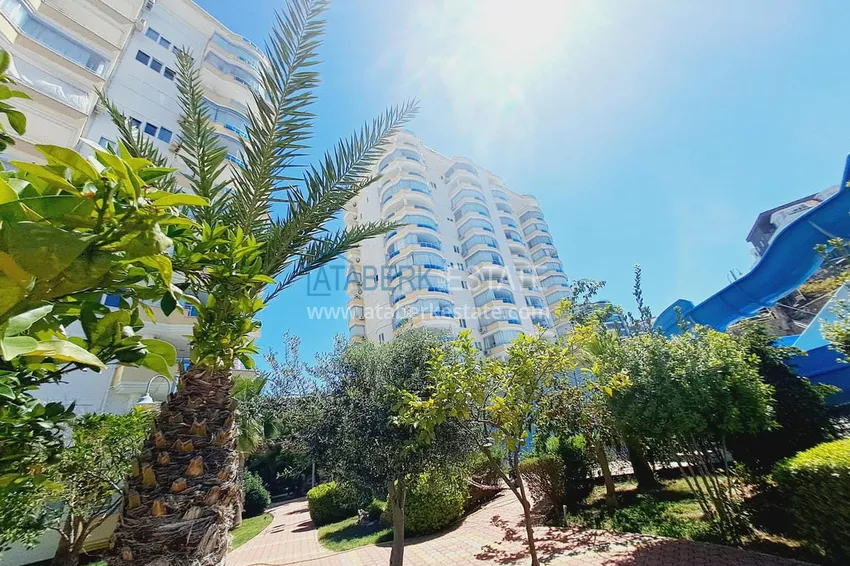 An offer from the owner! Three-room apartment with furniture in Alanya, Mahmutlar district 18 