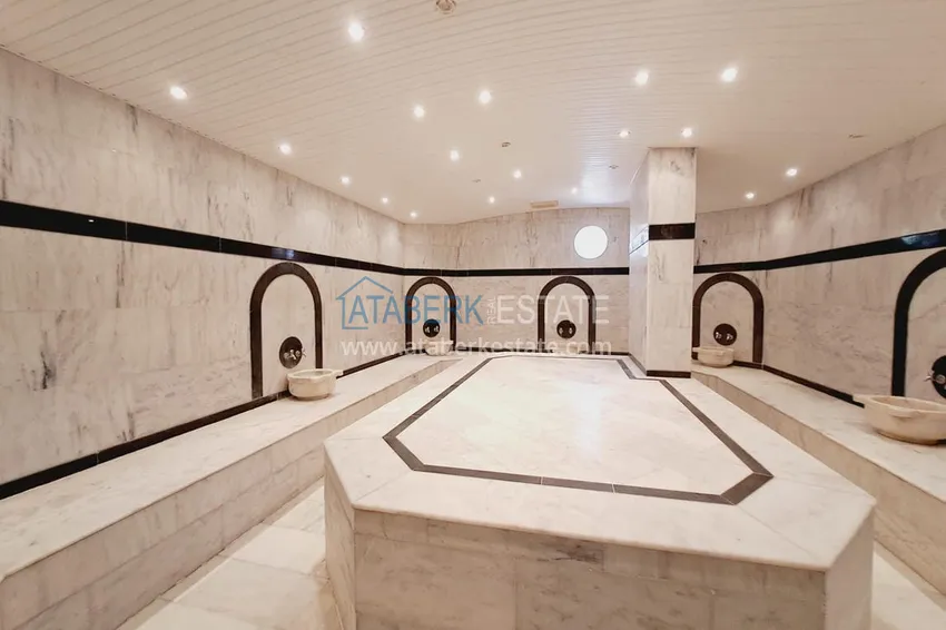 An offer from the owner! Three-room apartment with furniture in Alanya, Mahmutlar district 25 