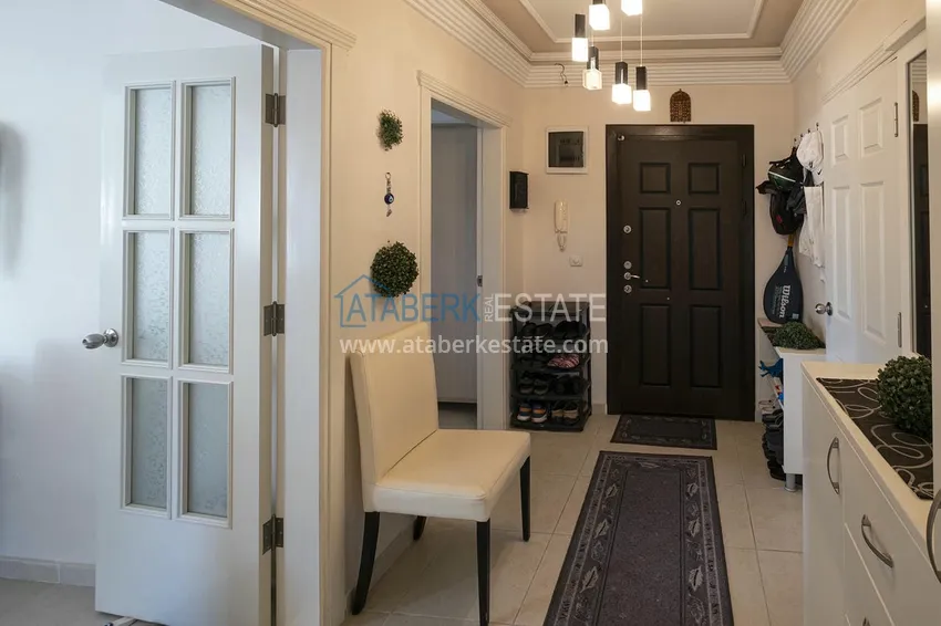 Purchase  Apartment 2+1 with furniture, glazed balcony and sea view, Alanya center 2 