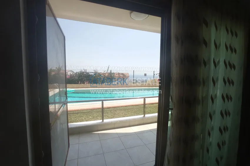 Purchase Garden duplex overlooking the sea and the fortress in the center of Alanya — suitable for citizenship and residence permits 37 