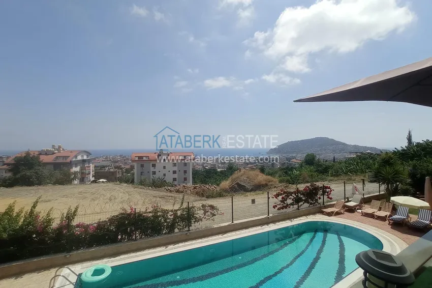Purchase Garden duplex overlooking the sea and the fortress in the center of Alanya — suitable for citizenship and residence permits 40 