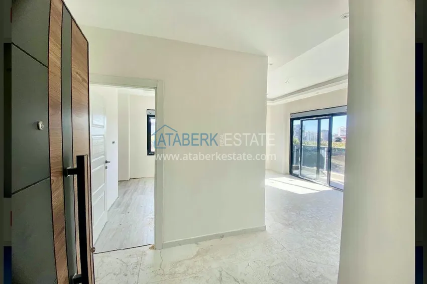 Purchase  Finely finished one-bedroom apartment with sea and mountain views in Alanya, Mahmutlar district  1 