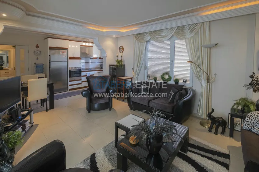 Purchase  Apartment 2+1 with furniture, glazed balcony and sea view, Alanya center 3 
