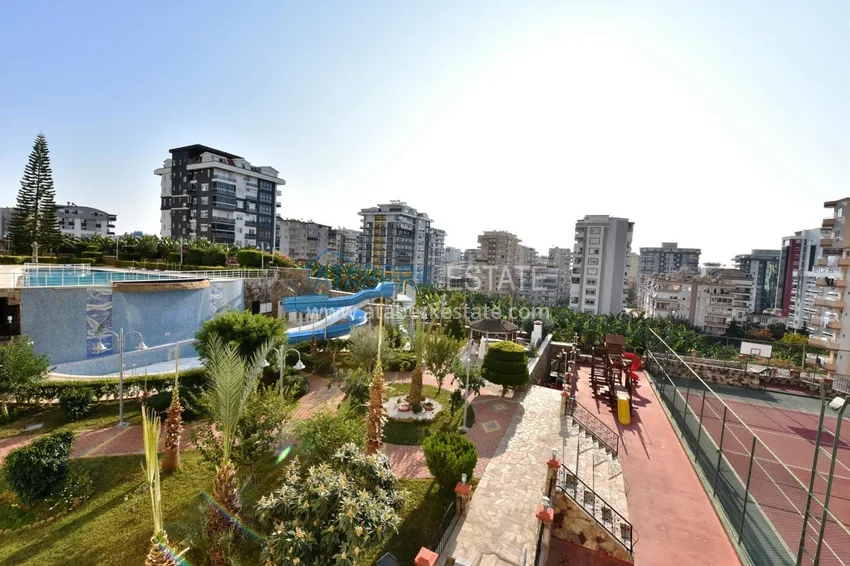 An offer from the owner! Three-room apartment with furniture in Alanya, Mahmutlar district 3 