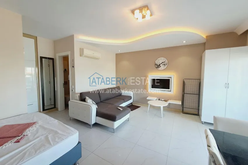 Purchase  Cozy studio apartment in a luxury complex in the center of Alanya - Cleopatra beach area 4 
