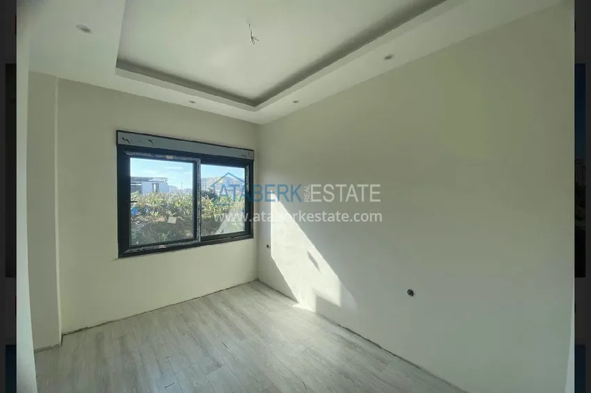 Purchase  Finely finished one-bedroom apartment with sea and mountain views in Alanya, Mahmutlar district  3 