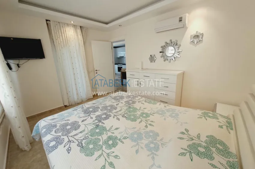 Purchase Furnished penthouses with glazed balconies in the center of Alanya - Cleopatra beach area 7 