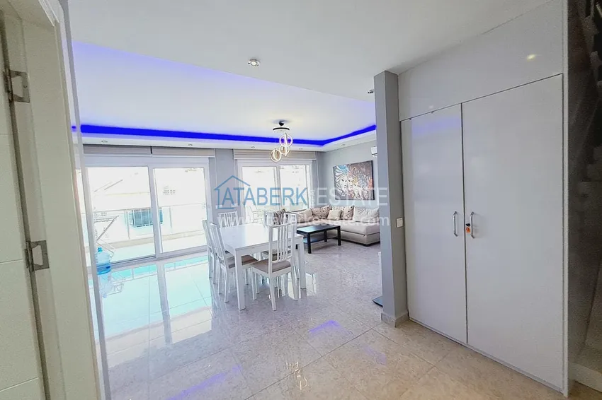 Purchase  Duplex apartment with furniture directly from the owner in Alanya, Oba district of Alanya. 1 